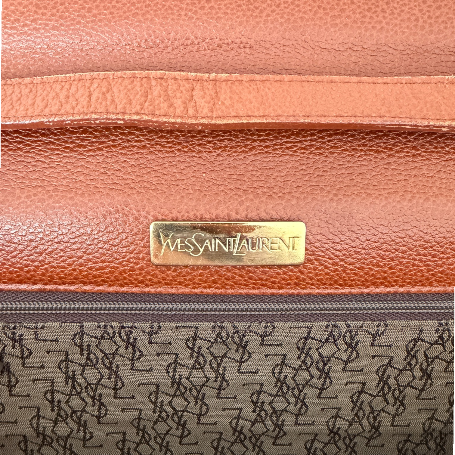 YVES SAINT LAURENT